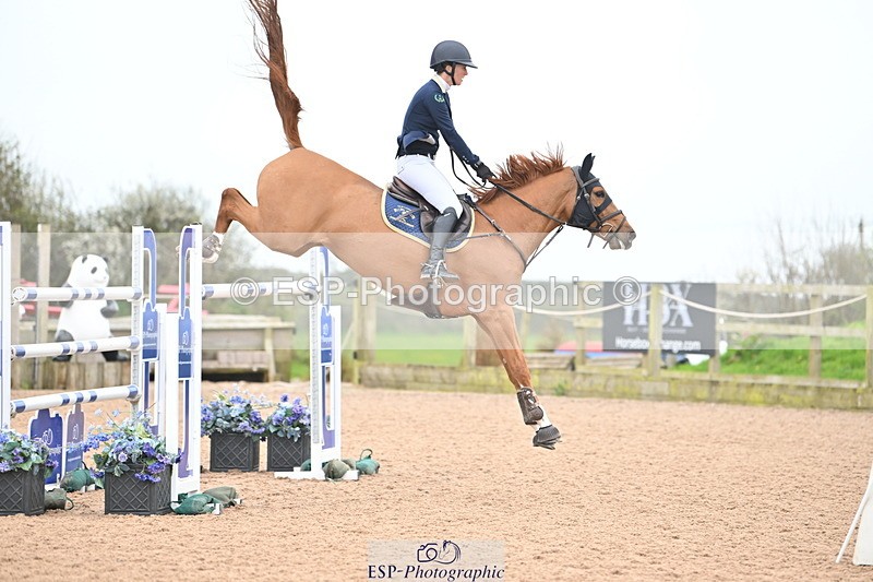 240405A-152900-02293 - Cls 6 National 1.40m Open