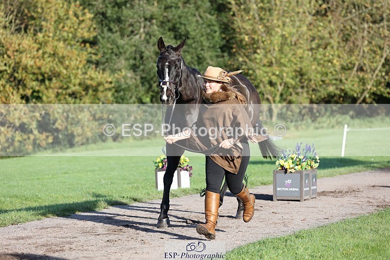 241027-091441-15149 - 379-Vikki.Maddox-GOGETTHAT