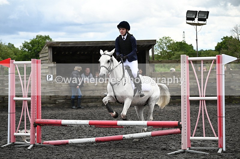WJ6_0027 - Class 13 Novice 60cm