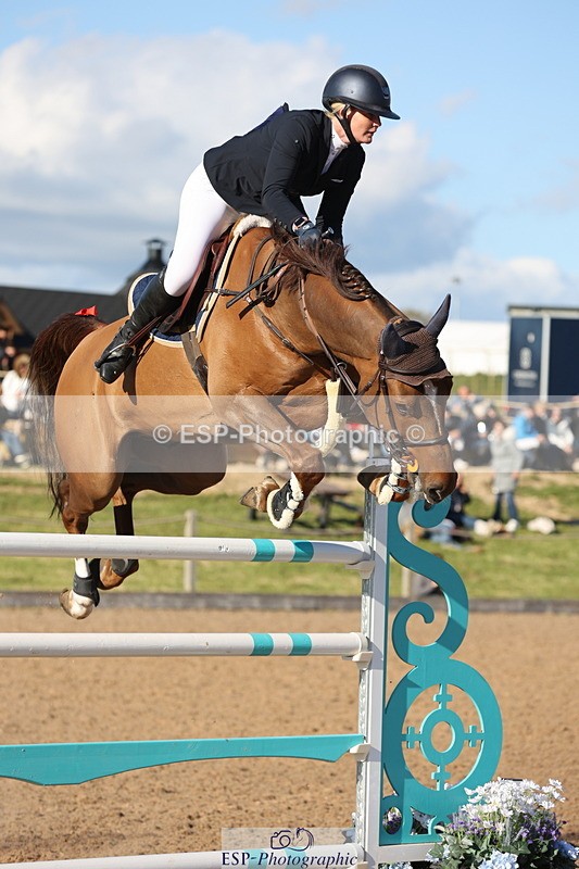 240419A-174118-09930 - Cls 10, 2 Star Big Tour 145cm  Break to End