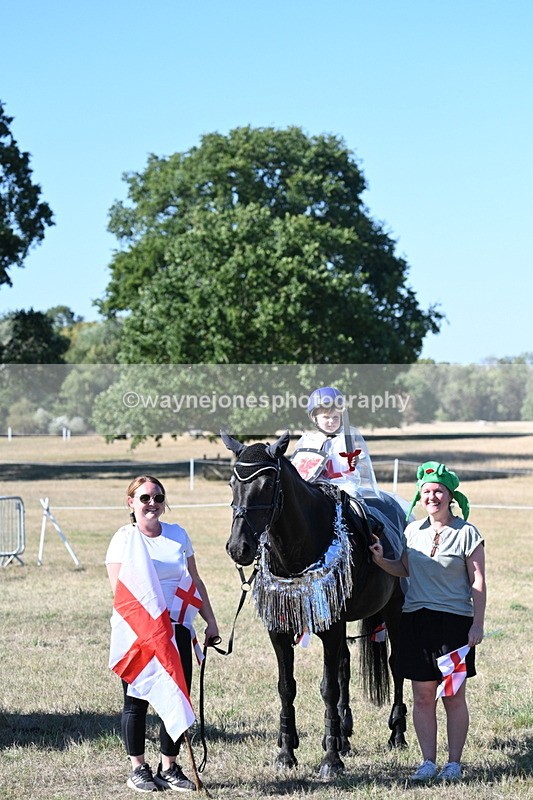 WJ7_2647 - Class 45 Fancy Dress (My Fav)