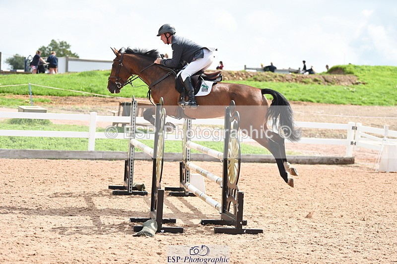 230902A-124804-01116 - Cls 9 1.10m Amateur Quali