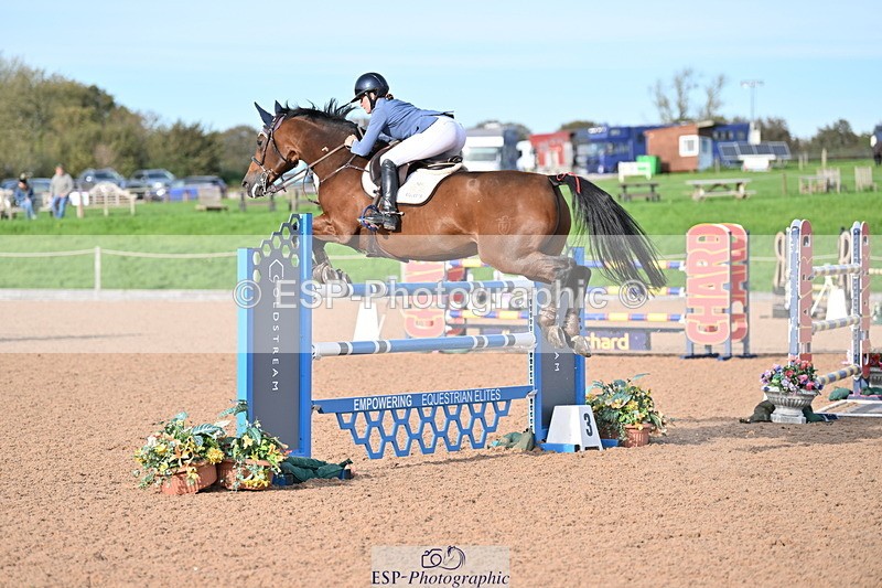 231015A-155807-09192 - Cls 32 National 1.30 & 1.40m Open