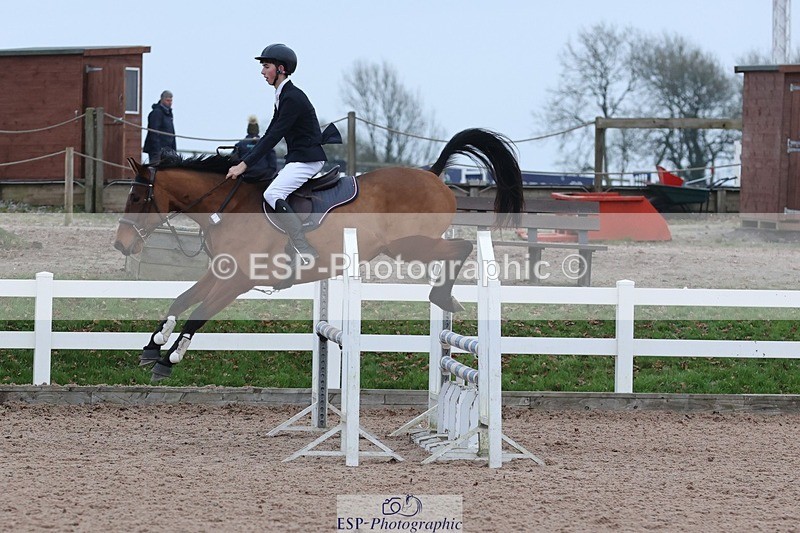 241116X-151852-02707 - Cls 18&19 Children on Horses