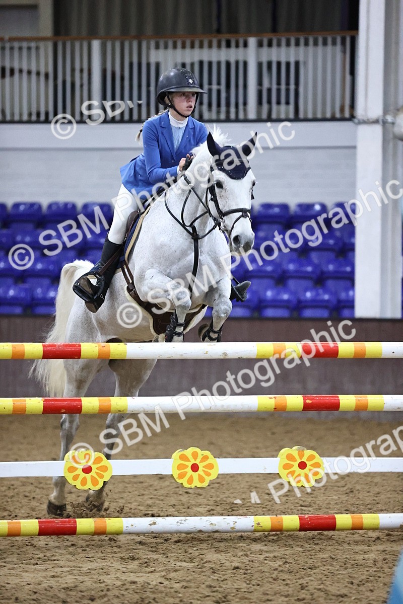 SBM_005700 - Class 17 - Senior Newcomers 1.10m