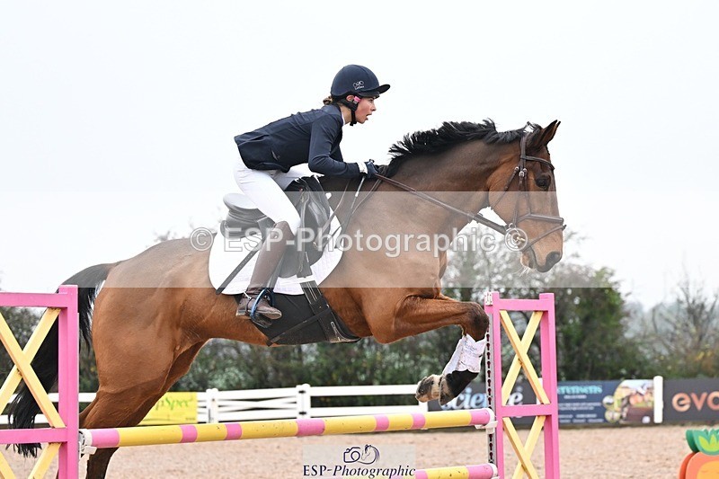 251115-134943-00952 - Cls 16-18 Children on Horses