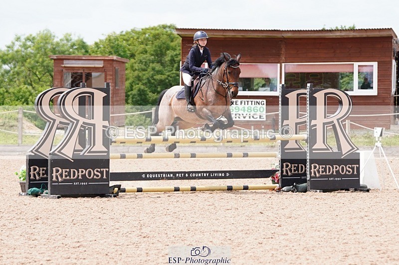 250608-130634-02817 - Cls 9 Pony Newcomers and 1m