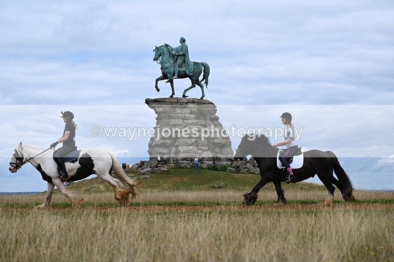 DSC_6672 - Time at Statue 12:45 to 13:15