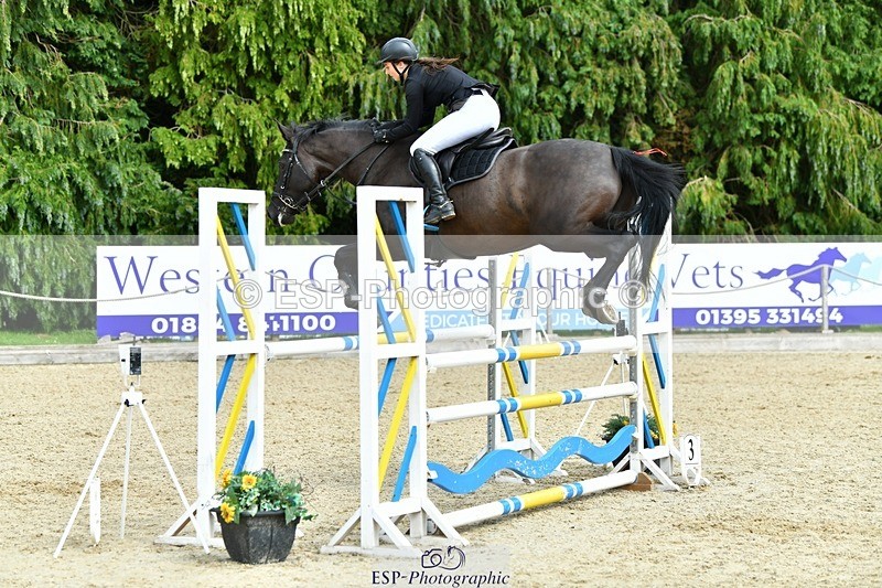 230712-161125-25188 - Cls 57 Newcomers & 1.10m Open