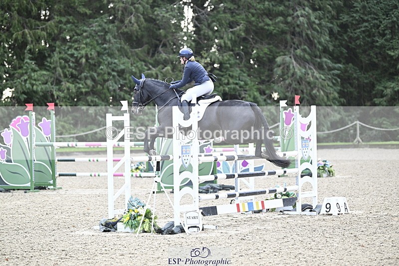 251025A-093240-17942 - A-009-Holly.Horton
