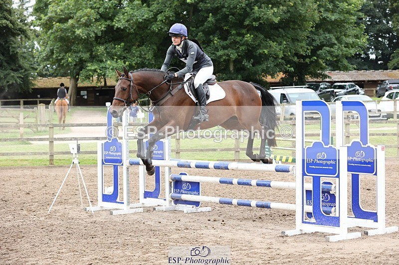 240803-114418-02452 - 077-Georgie_Selley-VICARSTOWN_VICTOR