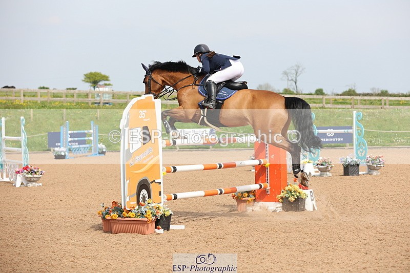 240511A-152149-14638 - Cls 36 National 1.30m Open