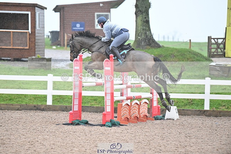 231210A-110229-02274 - Cls 18 Discovery & 1m Open