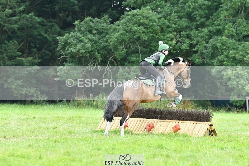 230817-131051-00827 - Theo's 1st Group - XC