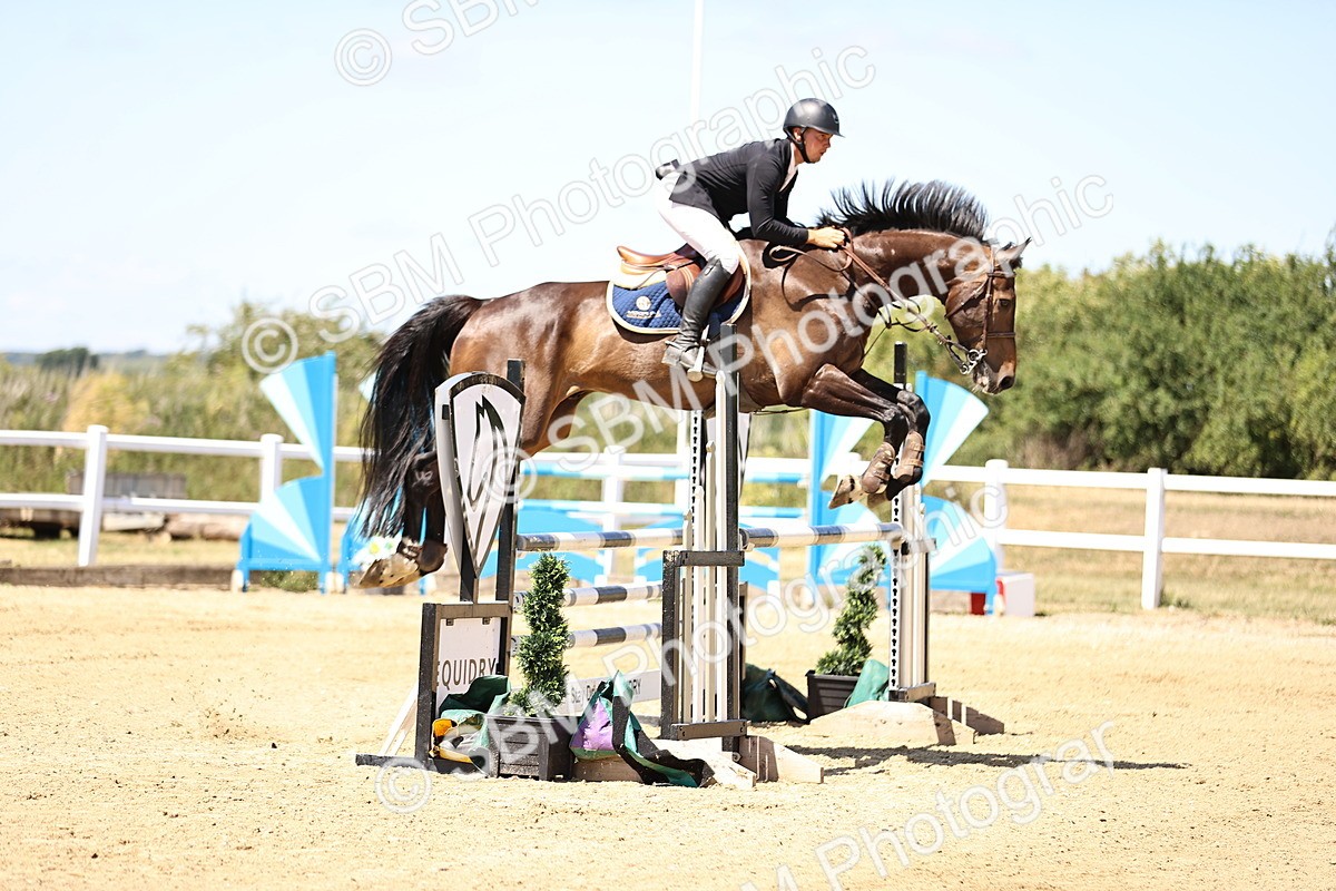 SBM_014437 - Class 15 - Senior Newcomers - 1.10m Open