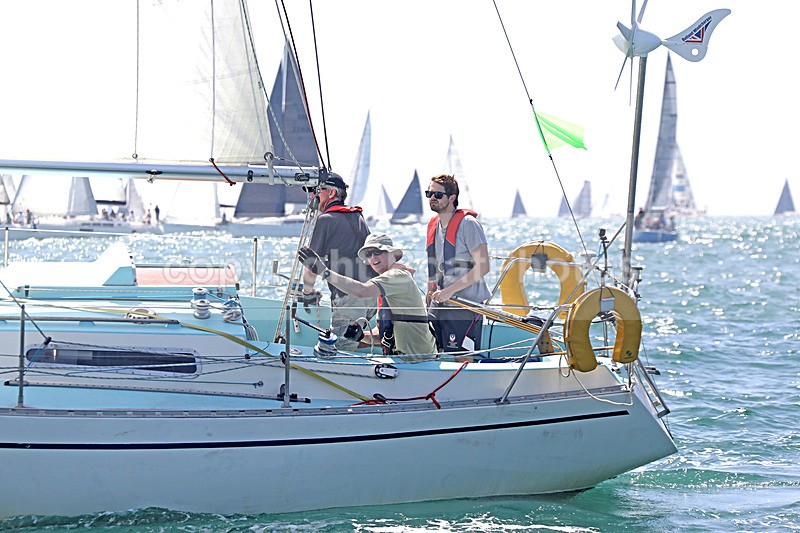 190629 TIGER MOTH 3570Y D43A3505 - ROUND THE ISLAND RACE 2019