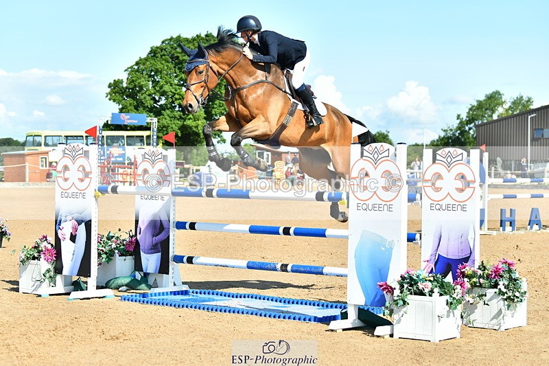 230720A-095419-01854 - Cls 1, 2 Star Small 1.30m