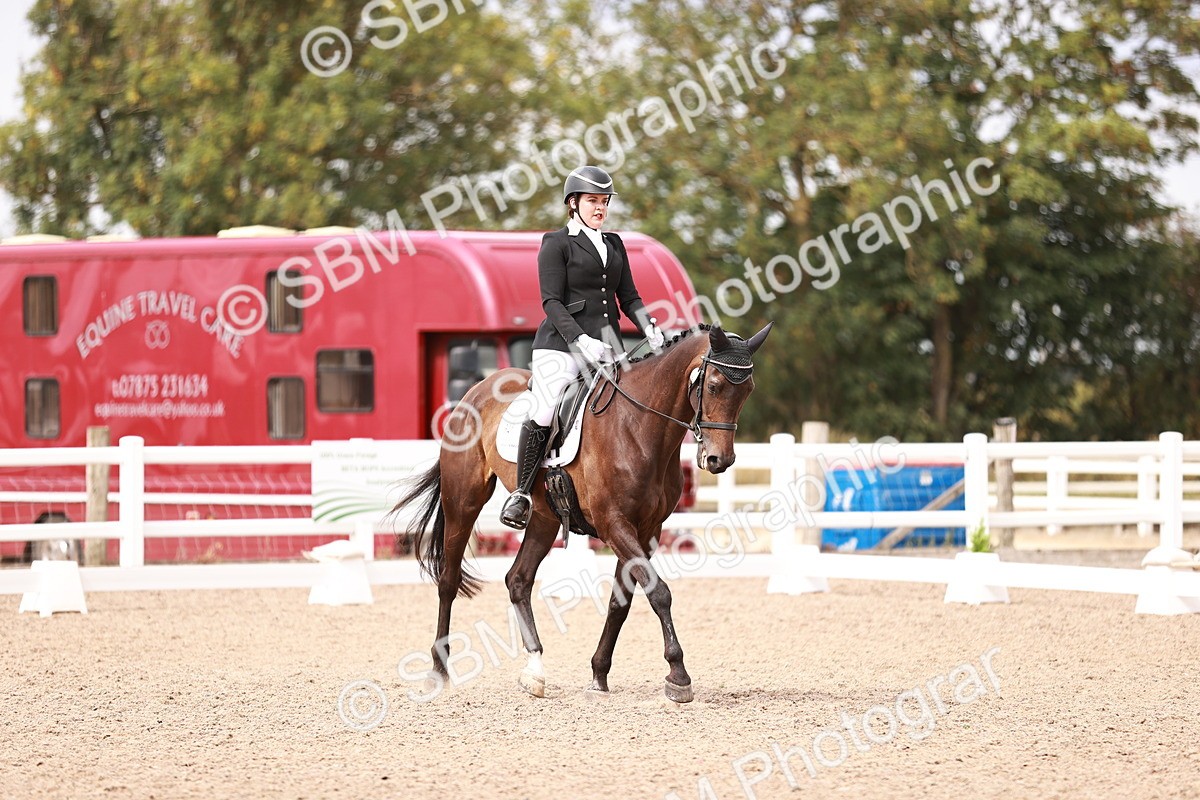 SBM_06259 - Class 37 - Novice 5