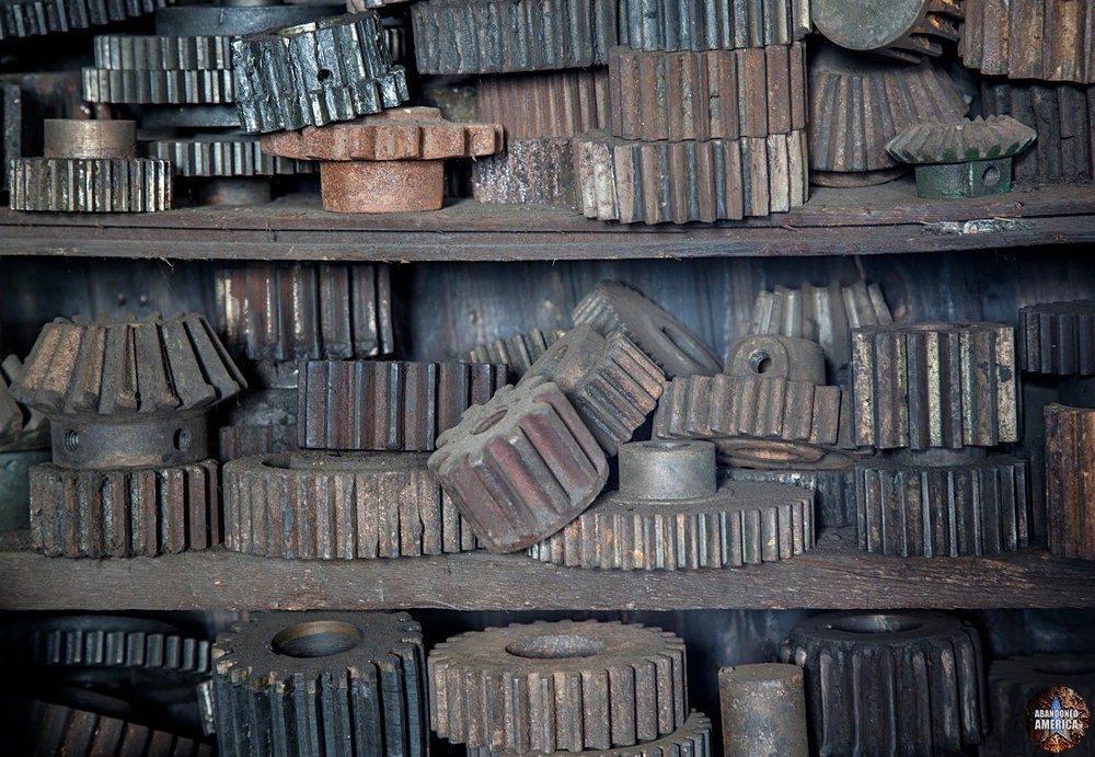  - Alexander Conca Machinist and Maintenance Shop