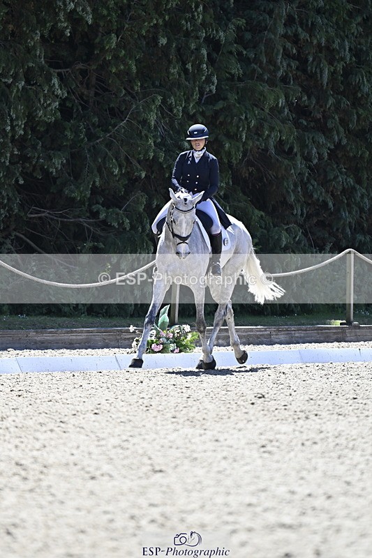 250522A-114559-03259 - B-320-Emma.Hyslop-Webb-CHICAGO.CHARLIE