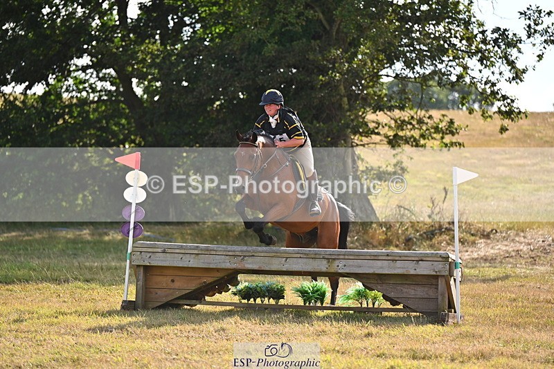 250803A-173723-18105 - R-815-Katie.Hoare-MULBERRY.STAR