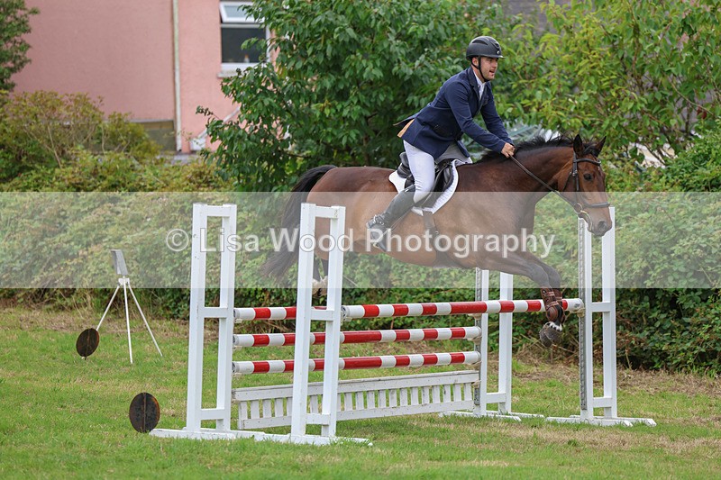 3E7A8056 - Class 7: Senior Newcomers/1.10m open
