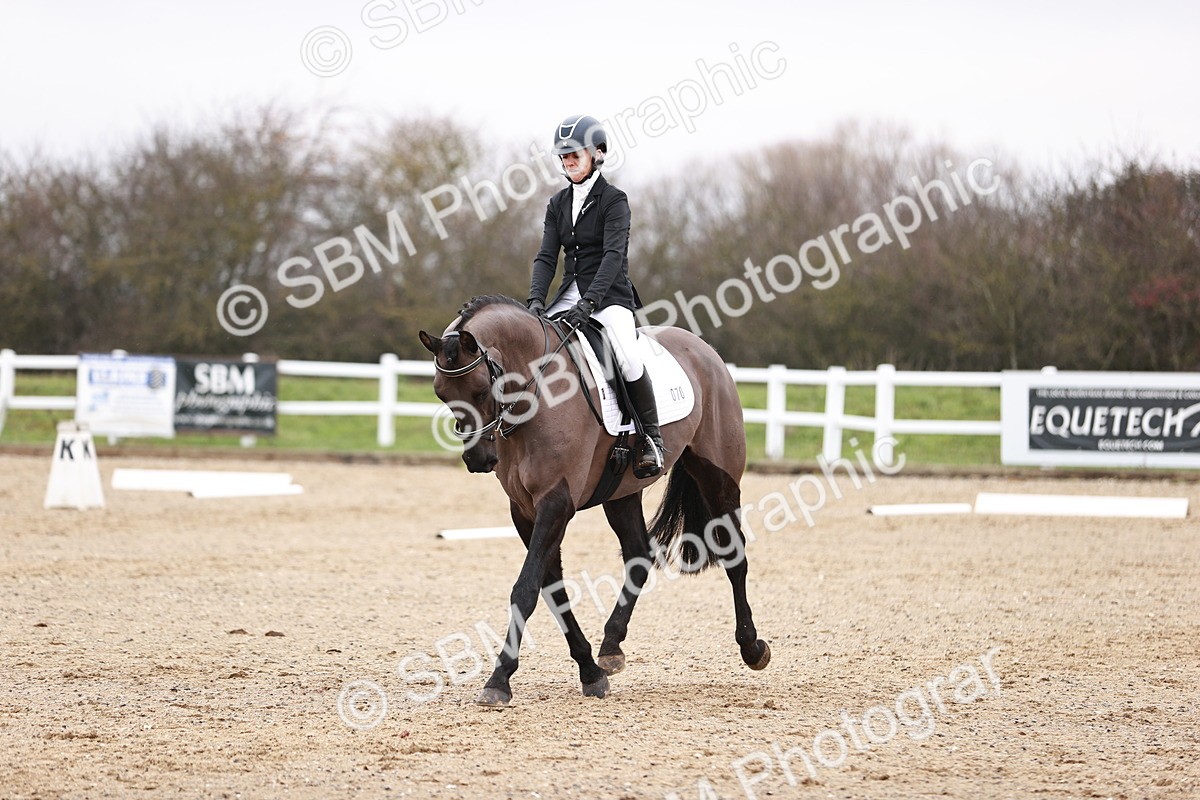 SBM_002262 - Intro 3