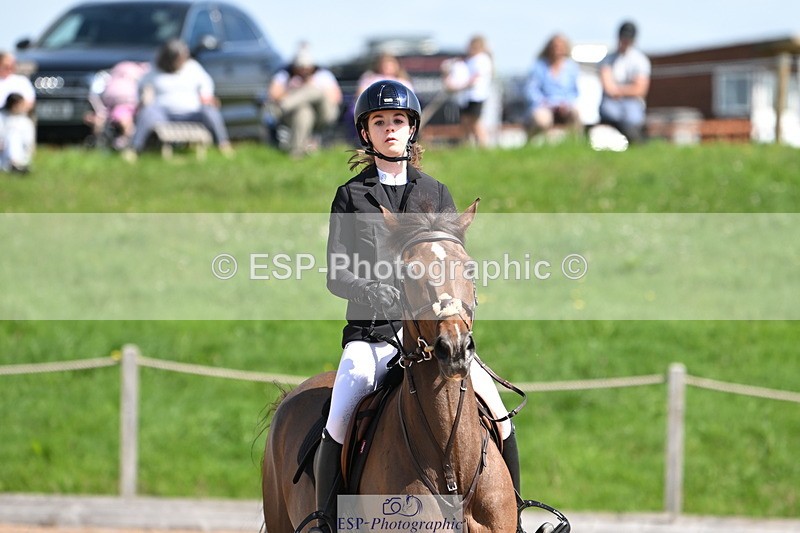 240629A-110312-04682 - Cls 9B 1.20m Open