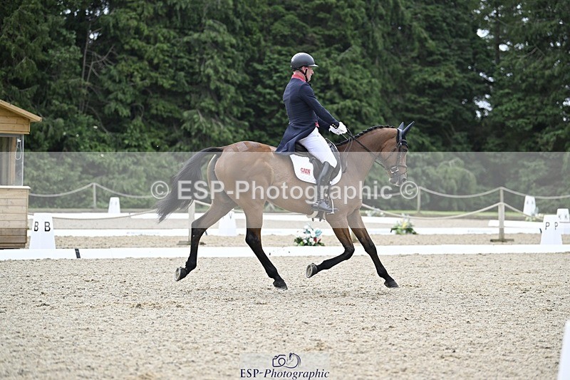 000101-220606-04528 - 403-CRAZY_DU_LOIR-Oliver_Townend