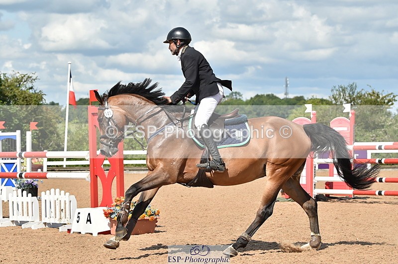 230720A-110140-02301 - Cls 29, 6 Yr Olds 1.20m