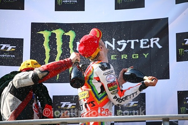  - Supersport Race 2 - TT 2010