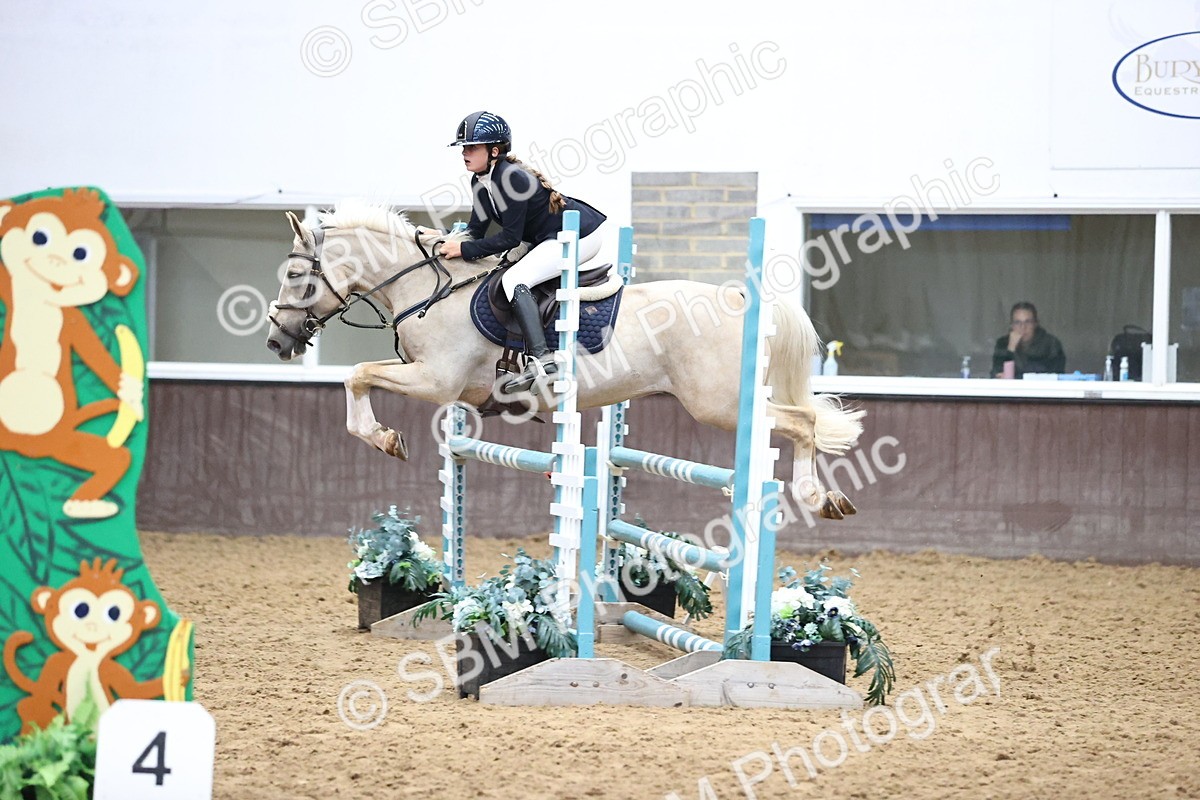 SBM_001786 - Class 3 - Springboard 128cm 138cm Restricted handicap 85cm 95cm