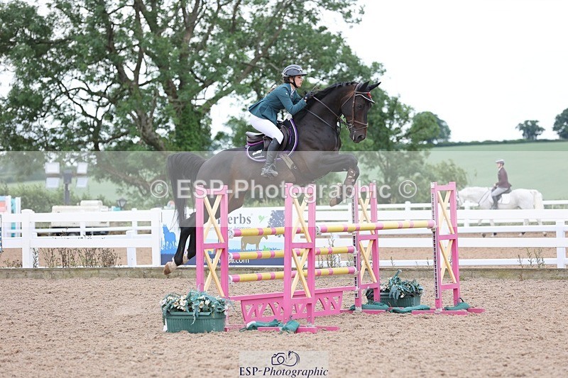 250625-154739-01526 - Cls 6 Foxhunter and 1.20m Open