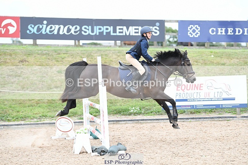 250807-112137-00612 - 90cm Round 1