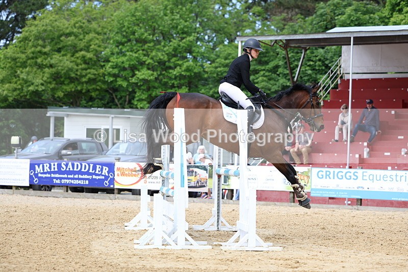 3E7A7104 - Class 7: Senior Newcomers/1.10m open