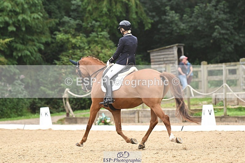 240811-114240-05581 - 253-Pauline.Jaggs-Emilio.Onneke