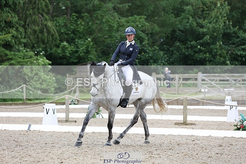 240523-121801-03767 - 226-CLONSHIRE_ON_TREND-Heidi_Coy