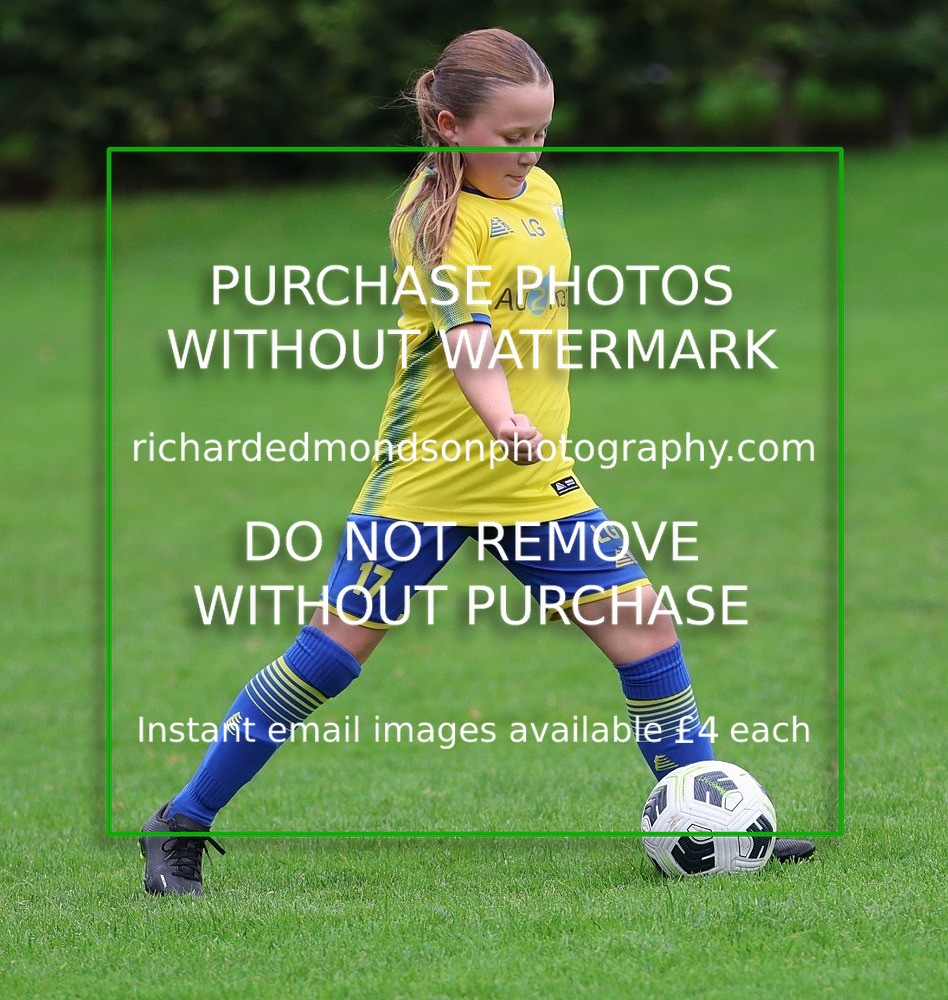 IMG53 - Kendal United Girls Under 10 vs Halton Lionesses Under 10 (14/9/25)