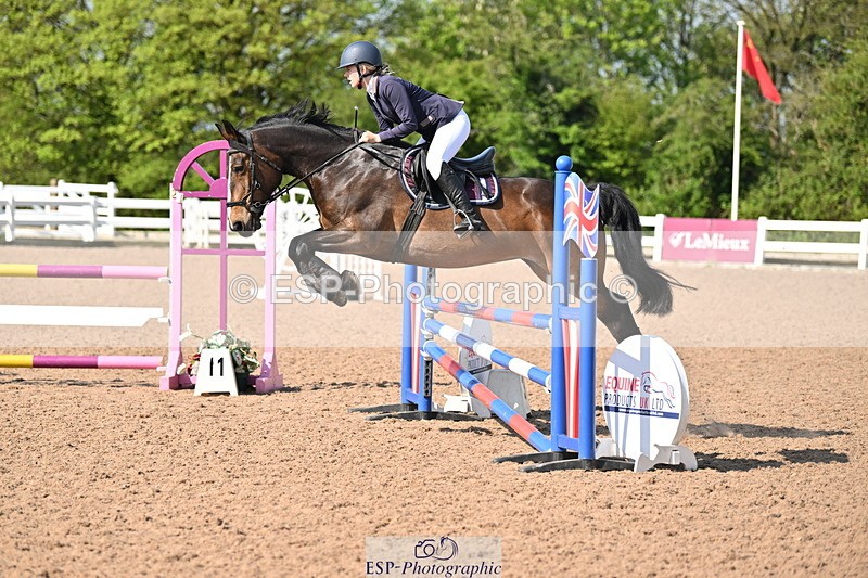 240509A-095725-00299 - Cls 1 British Novice and 90cm Open