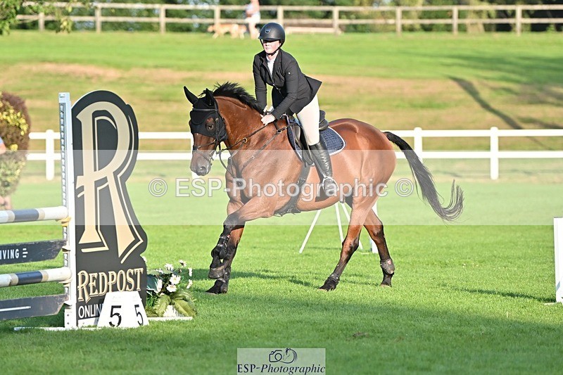 230909-180408-07927 - Cls 14 Snr 1m Derby
