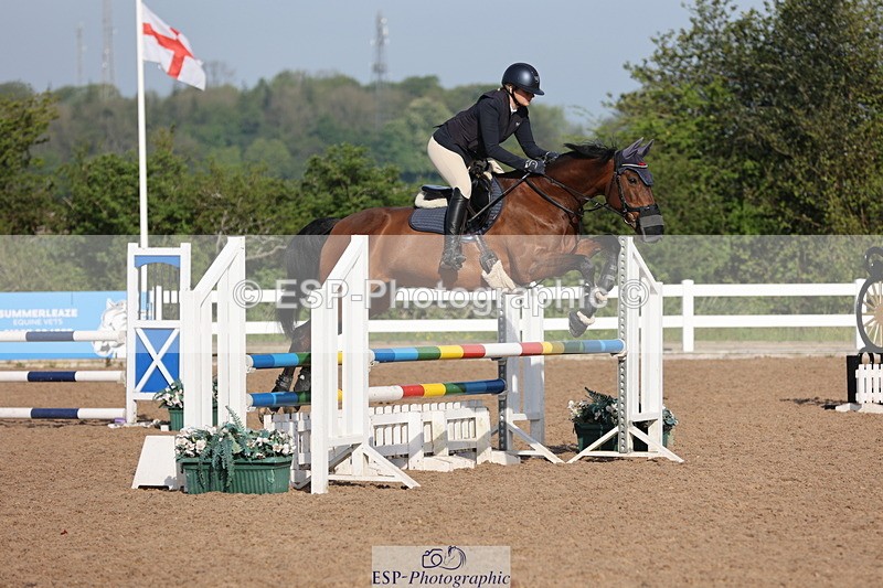 240510A-083943-04342 - Cls 13 British Novice and 90cm Open