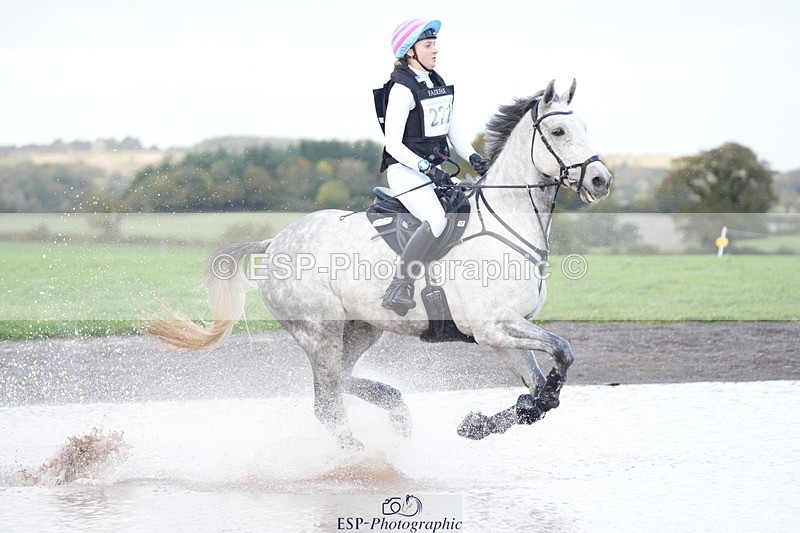 251024A-144958-12960 - C-222-Clemmie.Kerridge