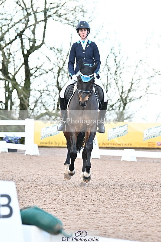 240218A-105806-05756 - 232-Alys.Matravers-VORVASHILL.VERTIGO