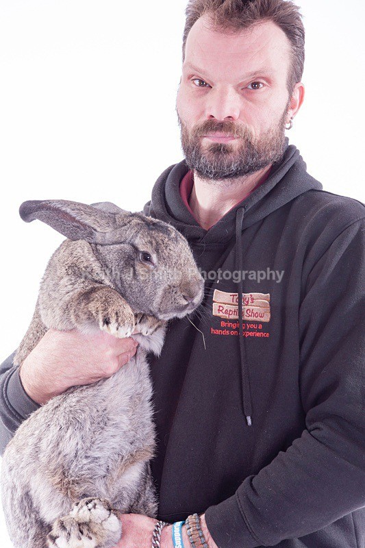 7SKJ4298 - Roaming Reptile Show III