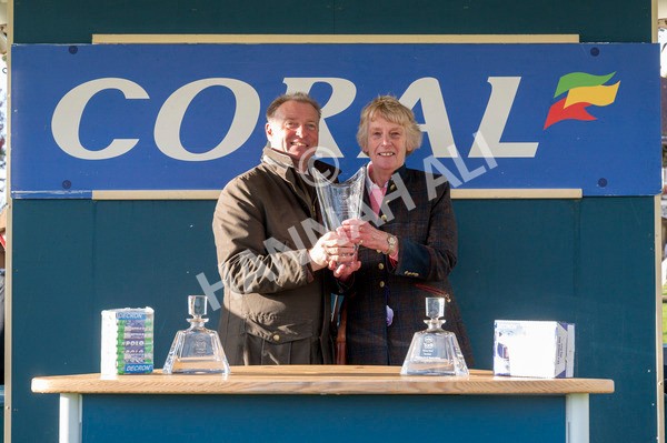 121024-Race 6-Gibside-8001 - Race 6 4.30pm Coral We're Here For It Stayers Handicap