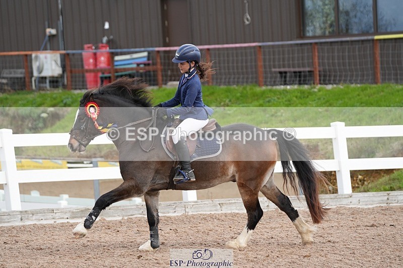 251026-123153-02422 - Cls 4 Pony Winter Novice + 80cm Open