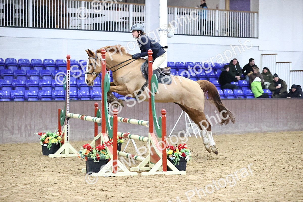 SBM_2044 - Class 8 - Nupafeed Supplements Senior Discovery/ 1m Open