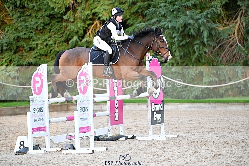 241117-153426-04808 - Cls 4 100-105cm