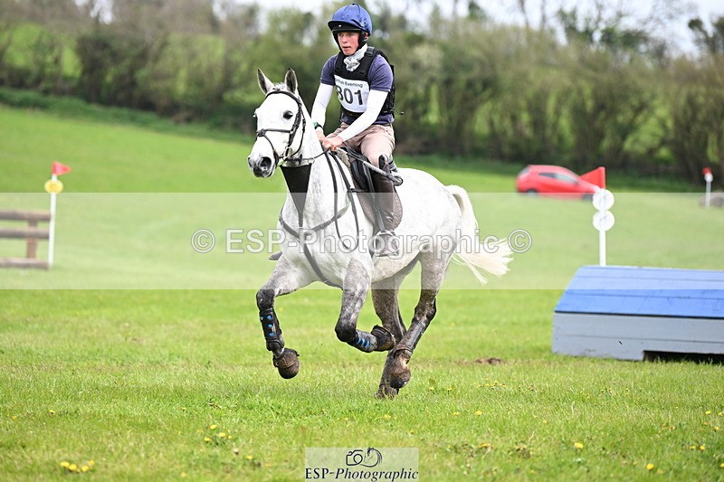 250419-134454-11811 - 801-Oliver.Gillman-PARK.VIEW.LUCKY