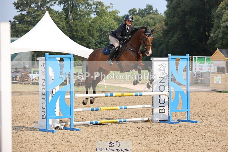 250816A-105925-00918 - Cls 3 Snr British Novice